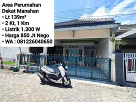 Jual Rumah Di Dalam Perumahan Solo Dekat Manahan Solo