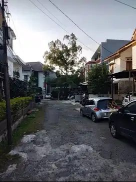 Dijual rumah 1 lantai terawat siap huni Komplek Cigadung dago