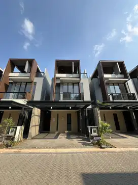HANYA SEMENIT KE PINTUL TOL! Rumah 3 Lantai Siap Huni