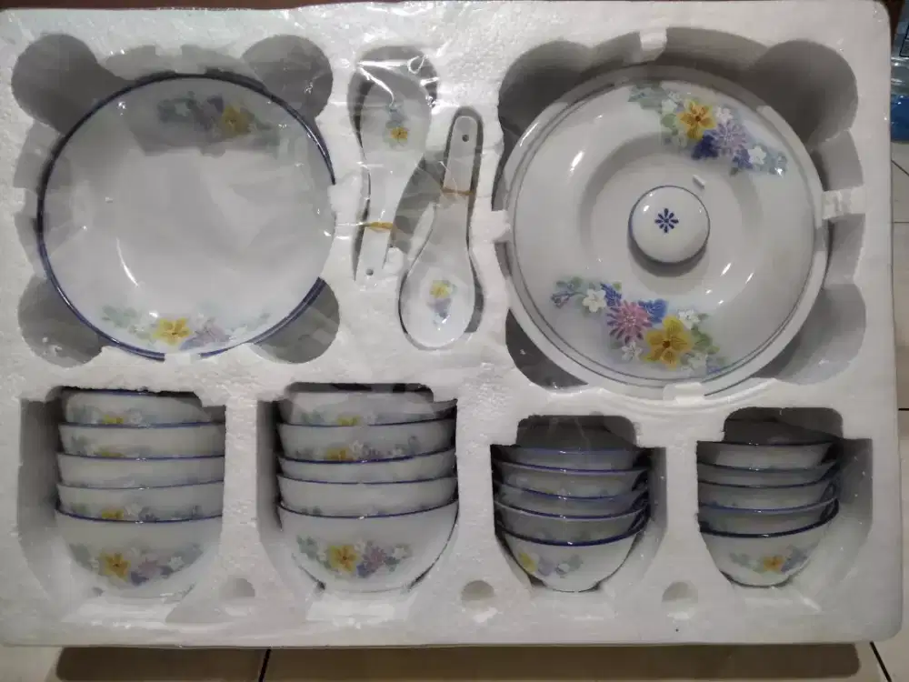 DIJUAL BU Mangkuk, piring keramik set asli dari China