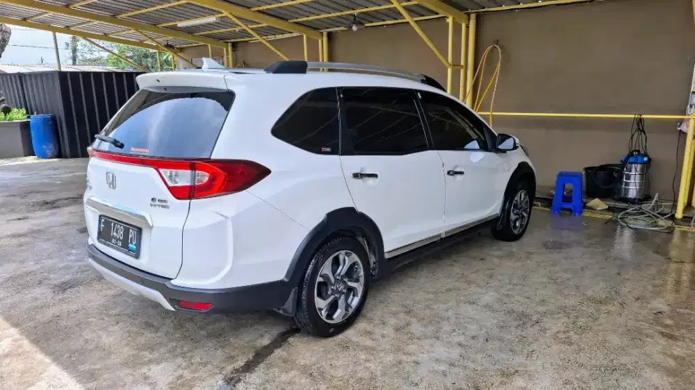 Honda BR-V E CVT 2017 Bensin