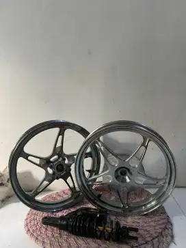 Velg delkevic bintang laut warna titanium