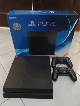 PS 4 OFW FAT 500 GB seri 12 , BU !!! Nego langsung cepet