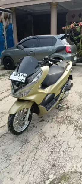 Dijual PCX 150 2018 lengkap termurah ganteng