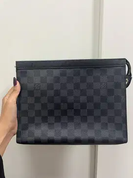 DIJUAL ORIGINAL (SECOND HAND) LOUIS VUITTON POCHETTE VOYAGE DAMIER