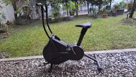 Sepeda Statis untuk Olah Raga