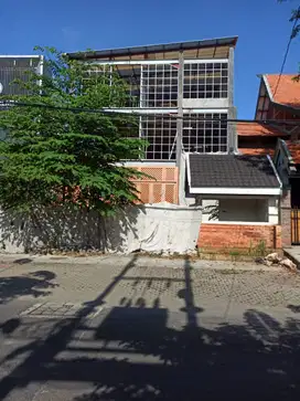 Bangunan Kantor 3 Lantai
