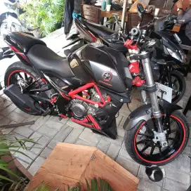 Jual motor Benelli TNT 250 tahun 2018