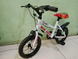 Sepeda anak size 12