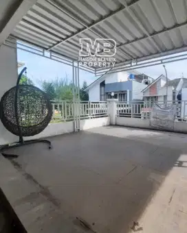 DIJUAL RUMAH APIK 2LT SEMI FURNISH SIAP HUNI DI DELATINOS BSD
