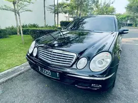 Mercedes E240 AT