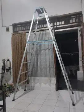 Tangga Aluminium bonus sepeda montor lampu studio jadoel plus box bayi