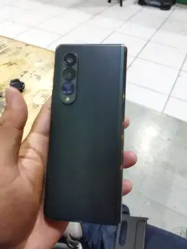 Samsung z fold 3