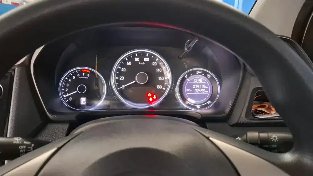Honda BR-V E CVT 2017 Bensin