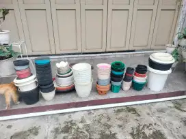 Pot Kembang Bekas