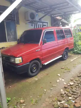 Toyota Kijang 1986 Bensin