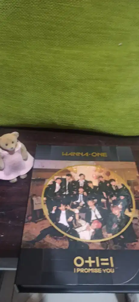 Dijual platinum album Wanna-One