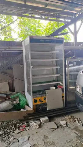 EX BONGKARANG TOKO - OPEN CHILLER MERK MRA BEKAS