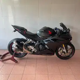 Honda CBR 250 RR Type ABS FULL ORIGINAL low KM Tahun 2016