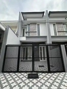 Rumah 2 Lantai Minimalis Row Jalan 4 Mobil Sutorejo Utara