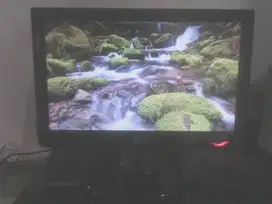 Monitor LCD 15,6