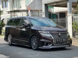 Elgrand 2.5 HWS facelift Nismo Package AT  2014