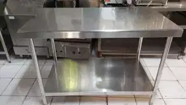 Meja 2 susun ukuran 120x70x85, Kris chef

Harga : 2,6jt
Ready 3 unit