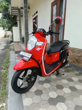 Honda scoopy sporty tahun 2018 Bagus
