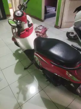 Motor dijual lagi butuh uang bisa nego dikit
