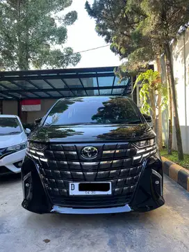 Toyota Alphard G hybrid 2024 km 900 perak hitam siap pakai