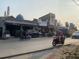 TURUN HARGA!!! DI JUAL CEPAT RUMAH + 3 KIOS (SHM) LOKASI STRATEGIS