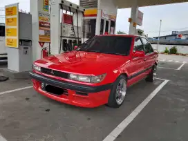 Mitsubishi Lancer 1989 Bensin