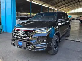 (km 22rb) Toyota Fortuner 2.4 VRZ TRD Diesel AT Matic 2021