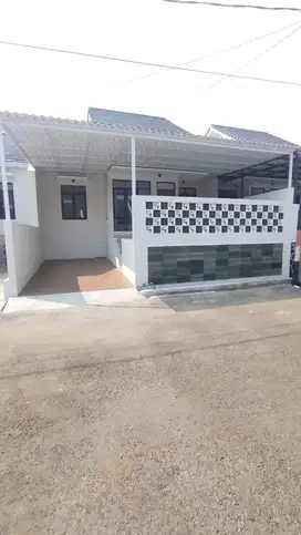 Rumah Komplek kamarung 2 Menit SMKN 2 Cimahi Lingkungan Asri