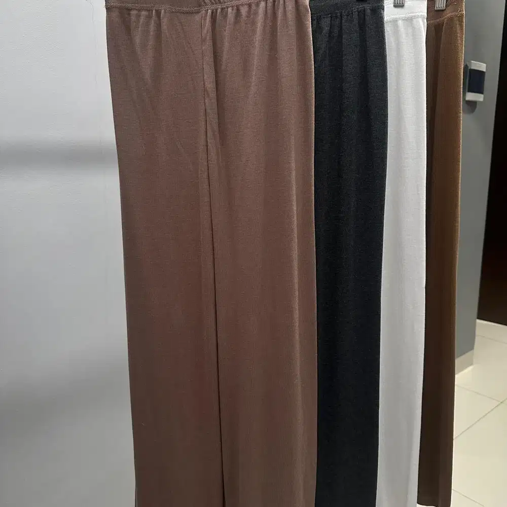 Celana panjang knit wanita