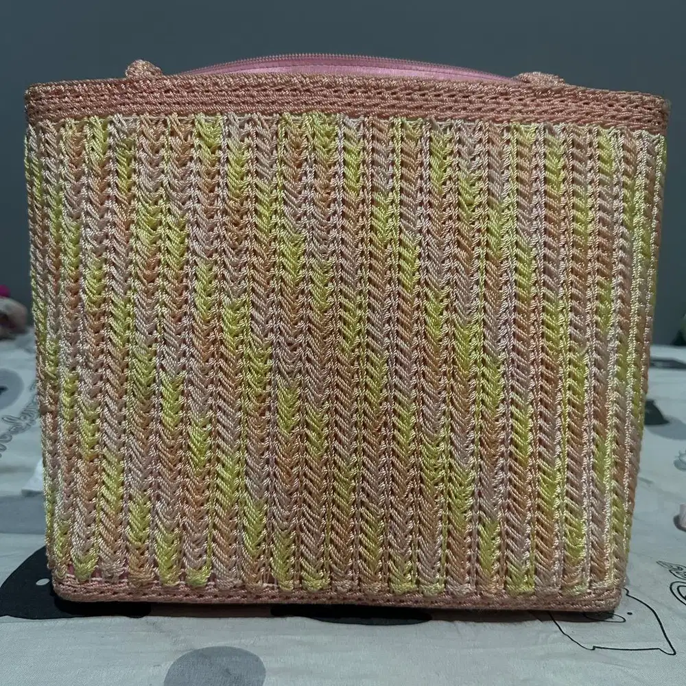 Tas Rajut Wanita