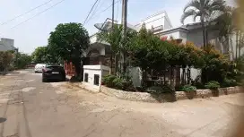 Dijual rumah hook LT 256 LB 400 bangunan baru di pekayon one gate