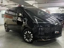 (DP 50JT) STARIA SIGNATURE DIESEL 7 SEATER 2021