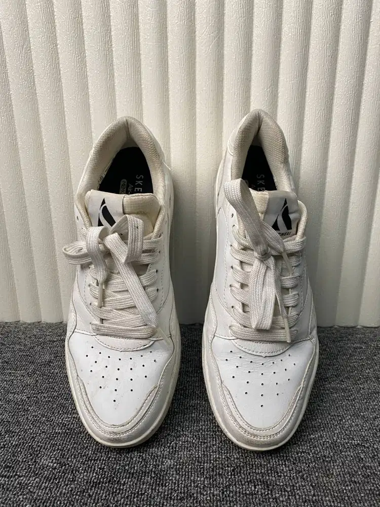 Sepatu Skechers Koopa Court Original – Kondisi Bekas, Putih Casual Sne