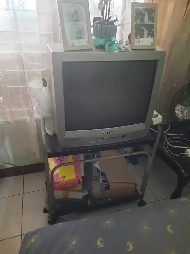Borongan elektronik bekas