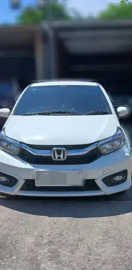 Brio Satya E manual 2023 Istimewa km 28 rb Putih