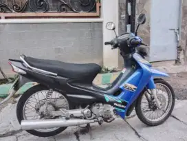 Dijual motor bekas Suzuki smash tahun 2004