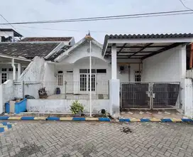 RUMAH DI PERUM PERMATA MEGAH ASRI E-8, SIDOKEPUNG, BUDURAN SIDOARJO
