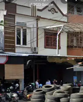 Ruko Jl Buru  10X20, 2 Lantai Usaha sdg Berjalan Tengah Kota