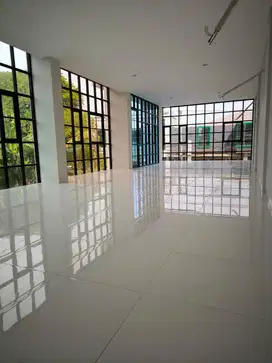 JUAL/SEWA RUKO 4 LANTAI BARU GRESS DEKAT KAMPUS, SEKOLAH, RS