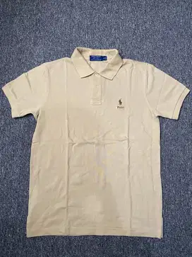 Kaos Polo Sport Size M – Kondisi Bekas, Warna Krem/Beige