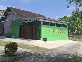 Rumah siap pakai lokasi di barat SMP N 2 Baki sukoharjo
