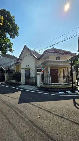 Dijual Rumah Hook Siap Huni di Perumahan Graha Kartika, Sulfat Malang
