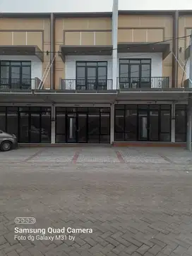 Ruko 2 lt Aryana Karawaci Tangerang