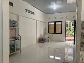 Dijual Cepat Rumah Siap Pakai Posisi Hook Di Perumahan BSB City, Semar